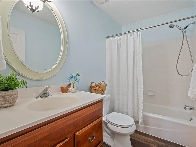 210 Pine Grove Dr — Photo 33