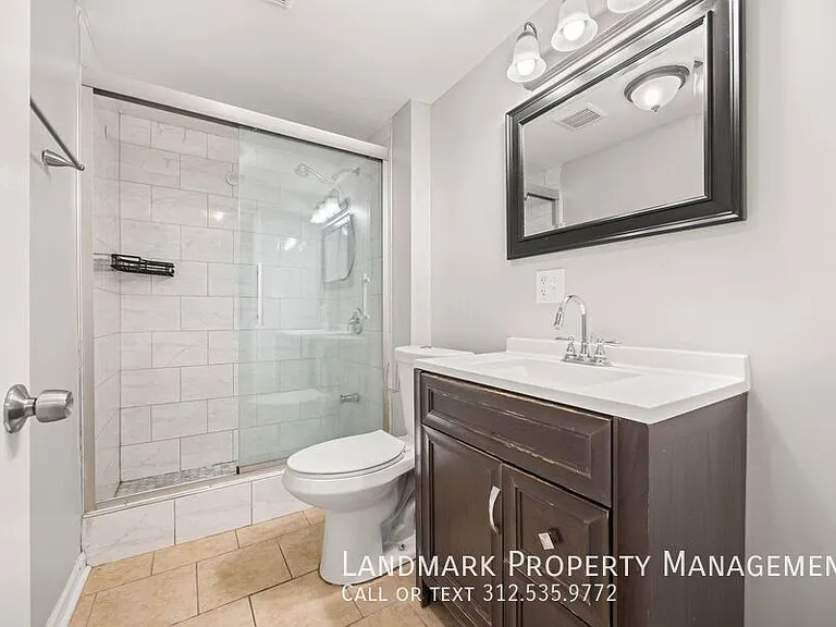 4343 W Drummond Pl #G — Photo 10