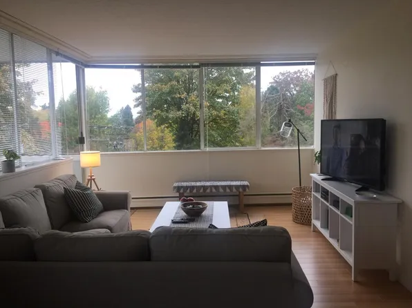Silhouette Apartments
