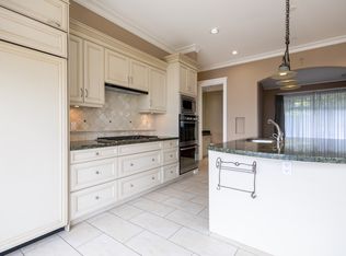 2348 Constantine Pl, West Vancouver, BC V7S 3H7