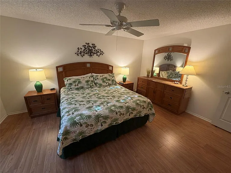 2318 Oak Bend Pl — Photo 17