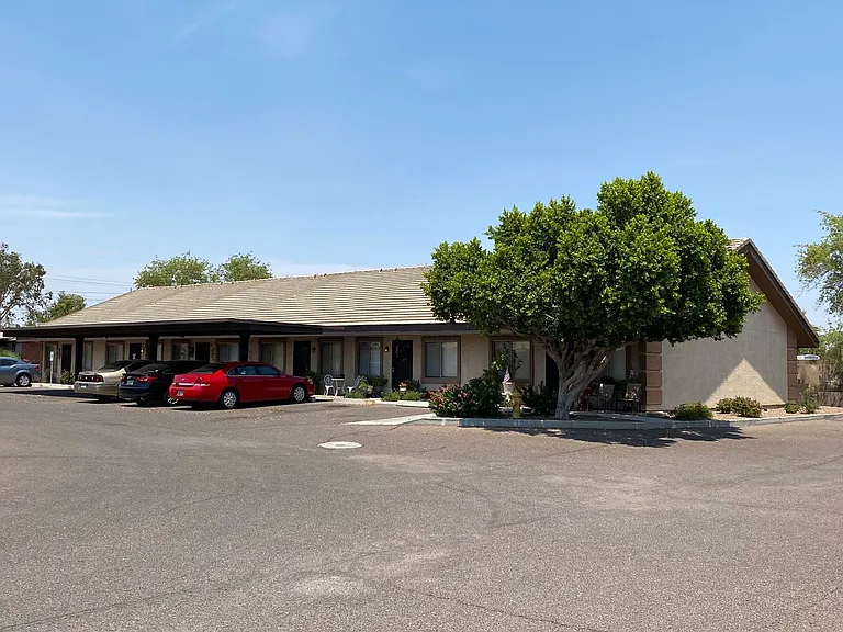 Bella Rosa Apartments — Photo 83