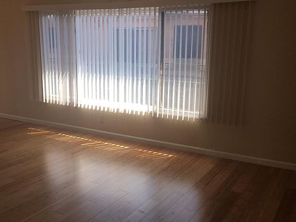 3rd image of 125 S La Fayette Park Place # Fl 2nd