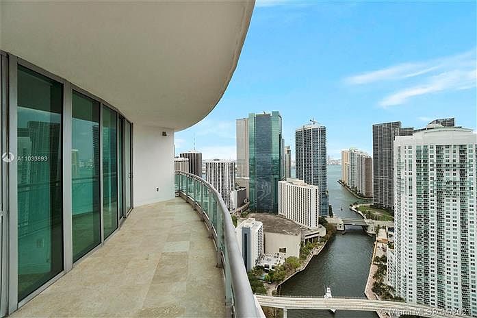 1st image of 350 S Miami Ave #4002