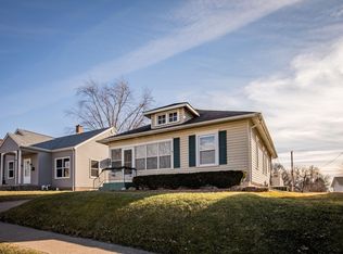 512 Monroe St, Muscatine, IA 52761
