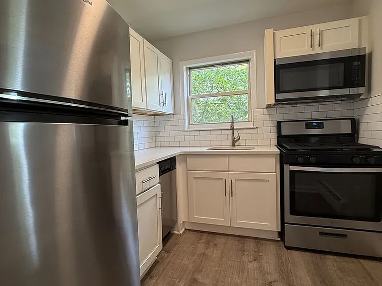 Keyport Harbor Apartment Homes — Photo 19