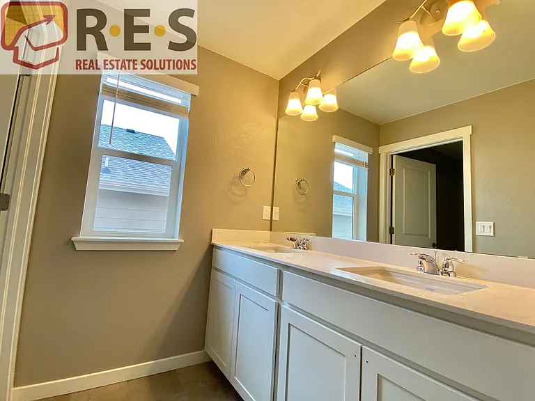 5070 Janga Dr — Photo 12