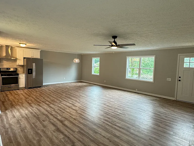 150 Ridgewood Dr — Photo 7