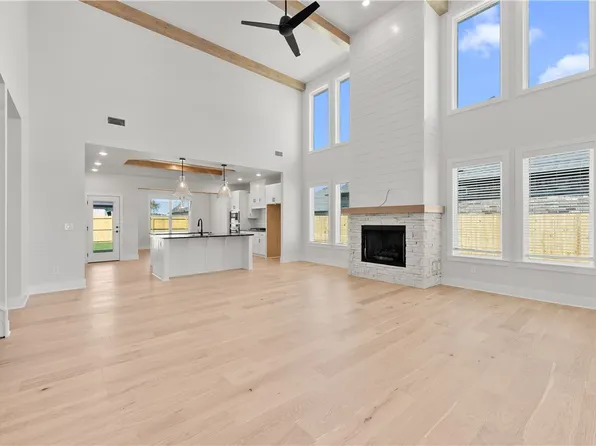 1140 Canyon Maple St, Centerton, AR 72719