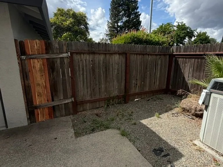 6200 Osullivan Ln — Photo 10