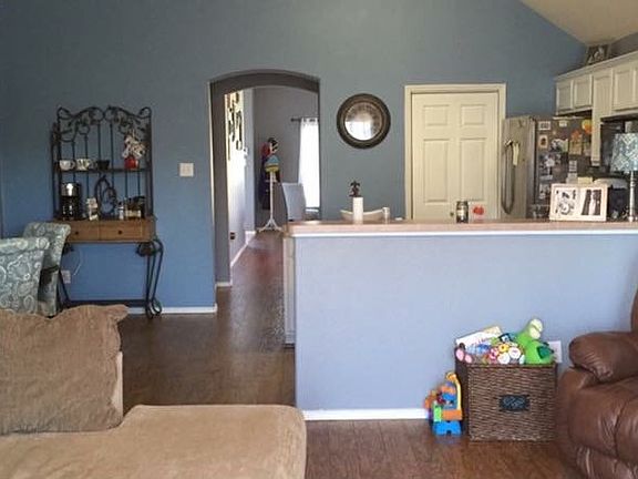 5th image of 7536 Bancroft Cir