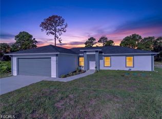 814 Milano Ave S, Lehigh Acres, FL 33974
