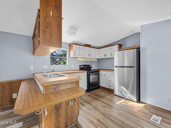 2nd image of 53 Elm Road