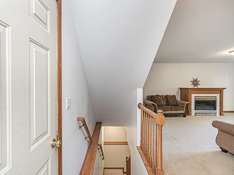151 Spring Ave — Photo 10