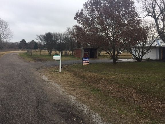 2nd image of 2479 Baywood Dr