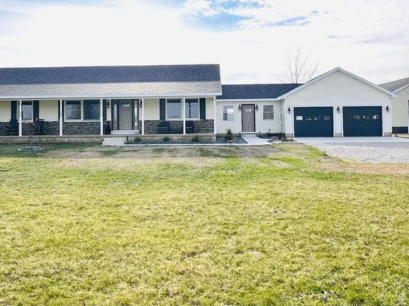 695 County Road 157, Fremont, OH 43420