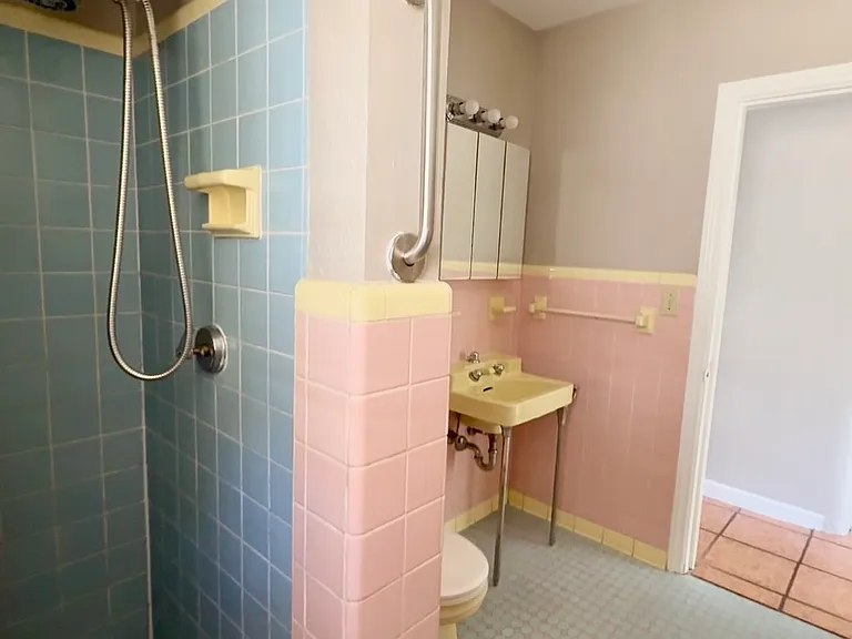 1761 Siesta Dr #2 — Photo 10