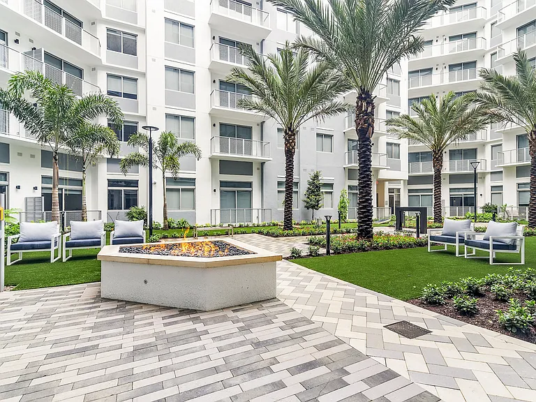 The Marc at Palm Beach Gardens — Photo 27