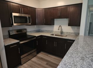 325 Ashlawn Dr #6, Norfolk, VA 23505