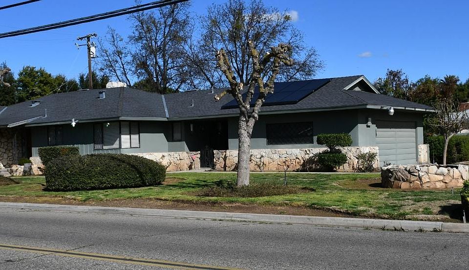 1st image of 464 N Minnewawa Ave