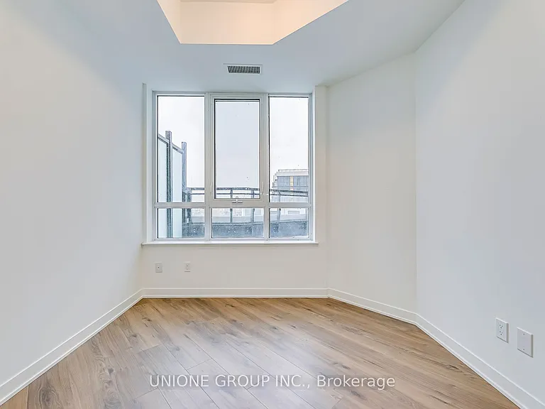 405 Dundas St W #336 — Photo 20