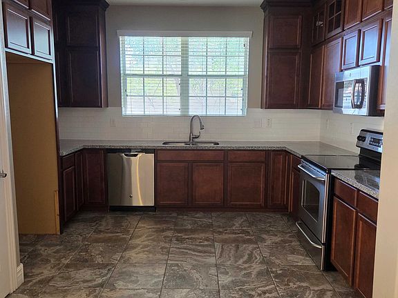 4th image of 3633 E Hans Dr