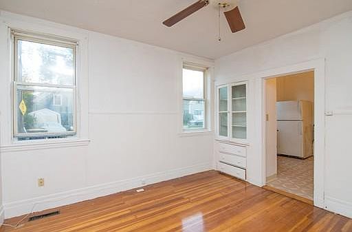 5th image of 9 Glines Ave