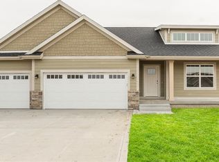 104 NE 22nd Cir, Grimes, IA 50111