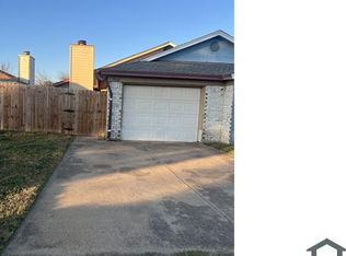 3418 Green Ridge St, Fort Worth, TX 76133
