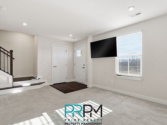 5th image of 49 Itasca Dr #1