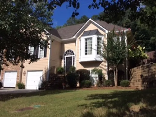 24 Gables Dr photo 1