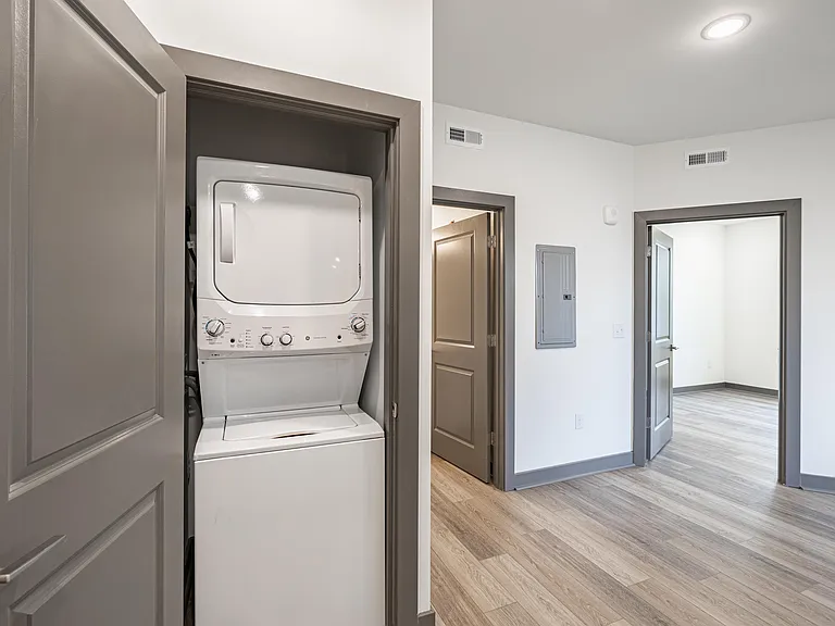 1619 North 28th Street - 205 — Photo 13