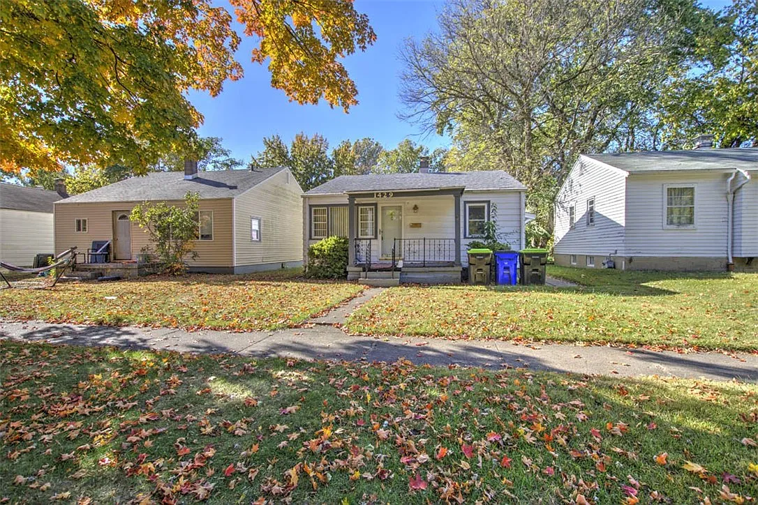 1429 Walnut Grove Ave photo 1