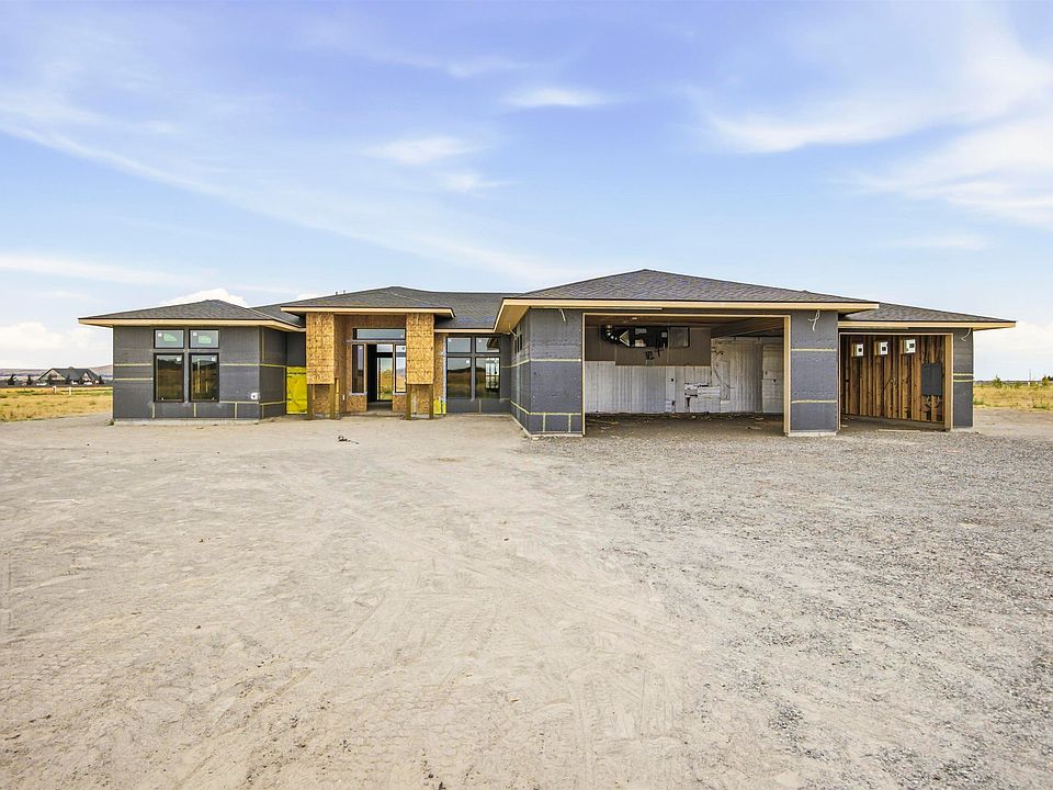 1st image of 8402 Axil Ln