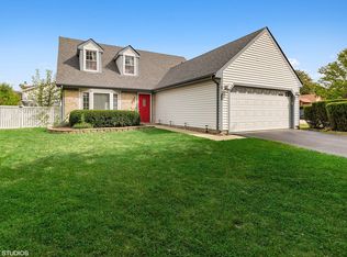 10 Abbeywood Dr, Romeoville, IL