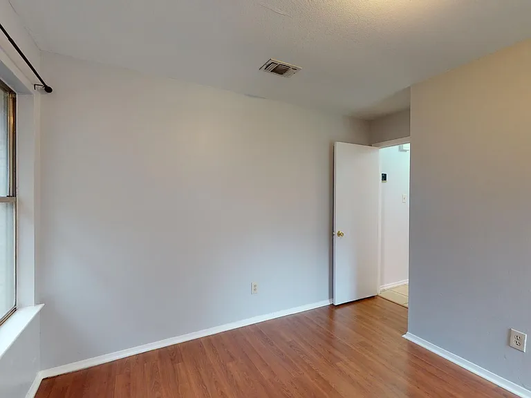 7611 Lunar Dr — Photo 27