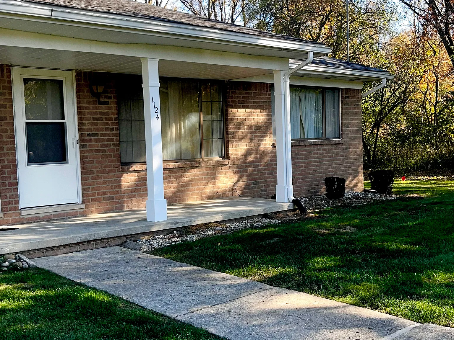 2 bed, 1.5 bath, 1617 sqft, $1,450 — Photo 4