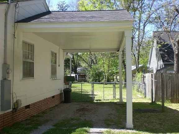3rd image of 409 White Dr