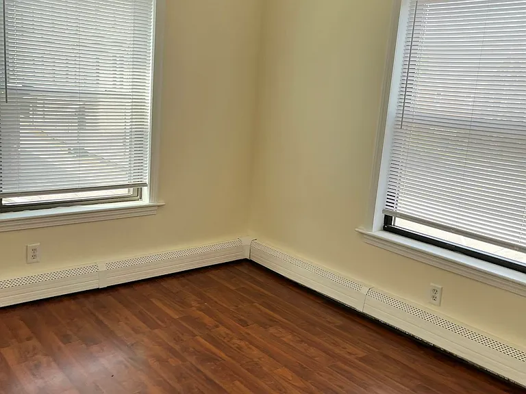 48 Main St #29 — Photo 8