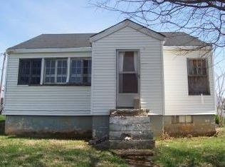 519 S Main St, Edmonton, KY 42129