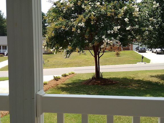 4th image of 1009 Dove Meadows Dr