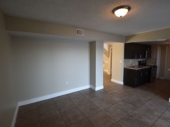 5th image of 745 NW 126th Ct