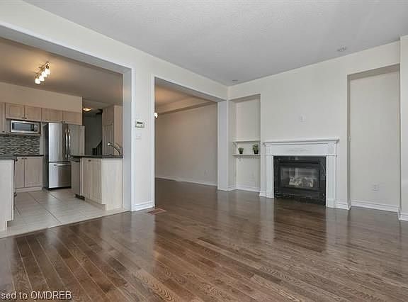 4th image of 2248 Stone Glen Cres