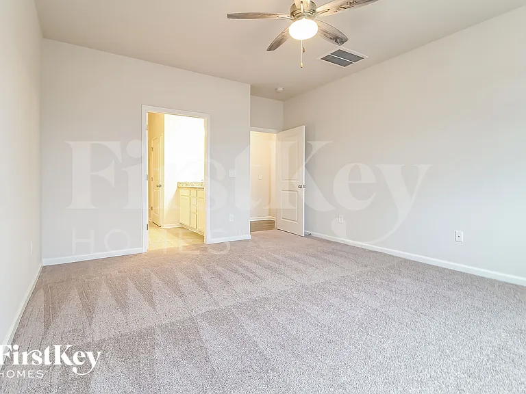 602 Goldburn Way — Photo 7