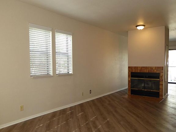 2nd image of 1426 Euclid Ave Unit C