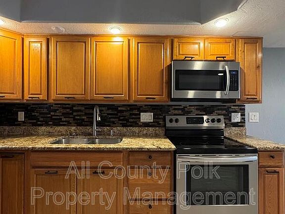 3rd image of 1836 N Crystal Lake Dr N APT 3