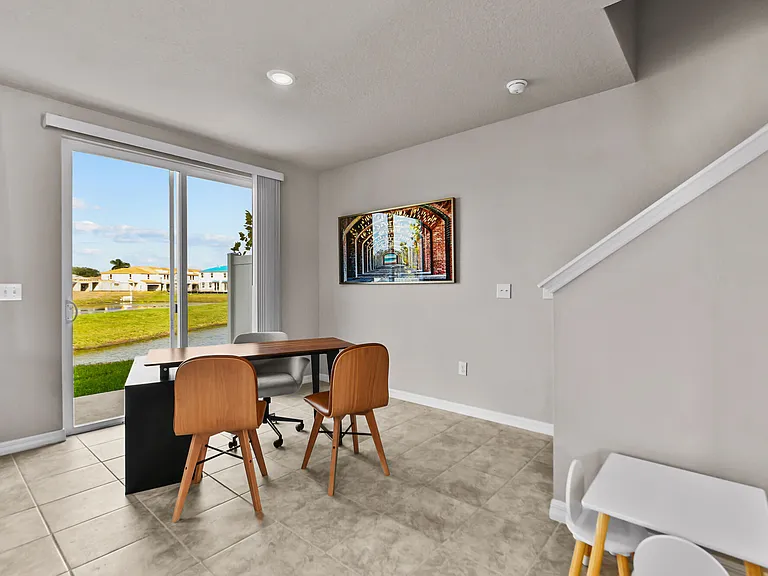 LAttitude 27 Riverview — Photo 13