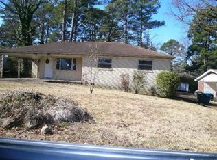 320 Oak Park Dr, Little Rock, AR 72204