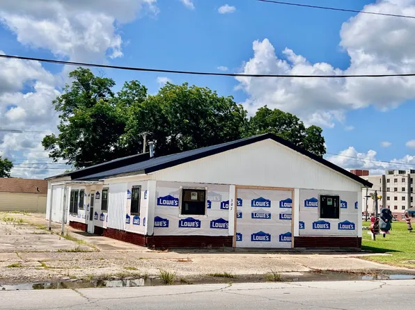 507 W 8th St, Coffeyville, KS 67337