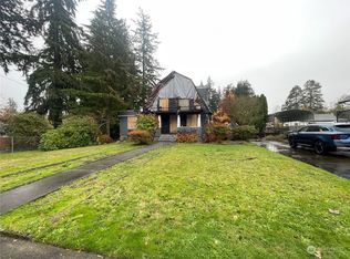 408 96th St E, Tacoma, WA